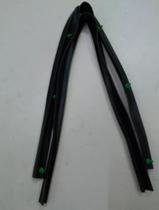 Kit Borracha Capô Lateral Mitsubishi Pajero Full 2 Peças Kit Borracha Capô Lateral Mitsubishi Pajero Full 2 Peças