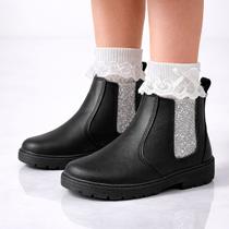 Kit Bota Feminina e Meia Branca Cano Curto com Rendinha Kit Bota Feminina e Meia Branca Cano Curto com Rendinha
