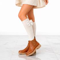 Kit Bota Infantil Menina e Meia Branca Cano Alto com Laço Botinha com Salto Baixo Kit Bota Infantil Menina e Meia Branca Cano Alto com Laço Botinha com Salto Baixo