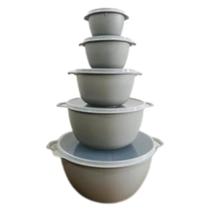 Kit Bowl Plásticos 5 Peças com Tampa Bacia e Potes Multiuso Plásticos MB Kit Bowl Plásticos 5 Peças com Tampa Bacia e Potes Multiuso Plásticos MB