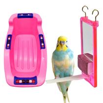 Kit Brinquedo Bica Bica Com Espelho Poleiro Pedra Calcio E Banheira Com Missanga Rosa Para Pássaros Calopsitas Periquitos Ring Necks Aves Kit Brinquedo Bica Bica Com Espelho Poleiro Pedra Calcio E Banheira Com Missanga Rosa Para Pássaros Calopsitas Periquitos Ring Necks Aves