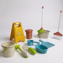 Kit Brinquedo Infantil Mini Faxina11 Peças Bonecas Educativo Kit Brinquedo Infantil Mini Faxina11 Peças Bonecas Educativo