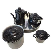 Kit Bule Chaleira Fervedor/Leiteira Açúcareiro Forma de Bolo Martinelli Alumínios Preto Pigmentado Kit Bule Chaleira Fervedor/Leiteira Açúcareiro Forma de Bolo Martinelli Alumínios Preto Pigmentado