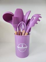 Kit c/ 12 peças utensílios de silicone com cabo de madeira Kit c/ 12 peças utensílios de silicone com cabo de madeira