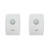 Kit C/2 - Conjunto Soprano Ilus 4X2 Branco Com Placa(Sens... Kit C/2 - Conjunto Soprano Ilus 4X2 Branco Com Placa(Sens...