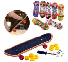 Kit c/ 2 Fingerboard Profissional De Madeira Com Rolamento Kit c/ 2 Fingerboard Profissional De Madeira Com Rolamento