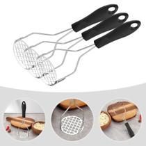 Kit C/ 3 Amassador De Batatas Em Aço Inox Com Cabo Plástico Purê Kit C/ 3 Amassador De Batatas Em Aço Inox Com Cabo Plástico Purê