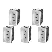 Kit C/5 - Modulo Pial Pop Branco 1 Tomada 2P+T 20A. Lg03020 Kit C/5 - Modulo Pial Pop Branco 1 Tomada 2P+T 20A. Lg03020