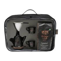 Kit Café Marques Gourmet 500g com Bule 300ml, Coador e Bolsa Kit Café Marques Gourmet 500g com Bule 300ml, Coador e Bolsa