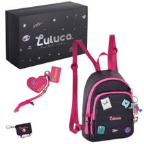 Kit Caixa Com Mini Mochila Porta Fone Chaveiro LULUCA - Clio