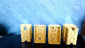 Kit Caixa de Luz Retangular Amarela (modiale) (Kit com 10 Dez Peças) Kit Caixa de Luz Retangular Amarela (modiale) (Kit com 10 Dez Peças)