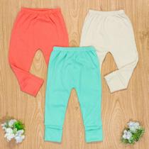 Kit calça 3 peças em algodão de bebê neutro verde básica