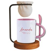Kit Caneca Personalizada com Nome e Mini Coador de Café de Madeira - 325ml Kit Caneca Personalizada com Nome e Mini Coador de Café de Madeira - 325ml