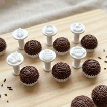 Kit Carimbos Brigadeiros E Doces Páscoa Coelho 6pçs Kit Carimbos Brigadeiros E Doces Páscoa Coelho 6pçs