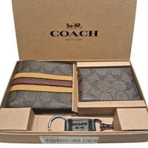 Kit Carteiras Coach 2 Carteiras Couro Marrom - CE549 Kit Carteiras Coach 2 Carteiras Couro Marrom - CE549