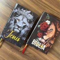 Kit Casal 2 Bíblias Leão e Rosas Vermelhas e Leão Jesus BLACK LETRAS MÉDIAS com Harpa e Índice