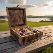 Kit Cerveja Corona/petisco/bombom + Caixa de Madeira Rústica Kit Cerveja Corona/petisco/bombom + Caixa de Madeira Rústica