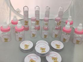 Kit chá de bebê-menina personalizado c/ 50 peças
