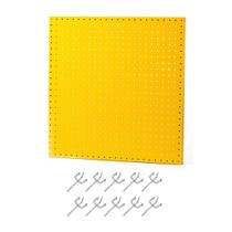 Kit Chapa Perfurada Eucatex Pegboard Com Requadro 610 x 610 x 20mm + 10 Ganchos de 5 cm