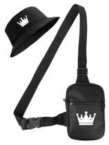 Kit Chapeu Bucket Preto + Shoulder Bag Mini Bolsa Lateral Masculina Estampa Coroa Kit Chapeu Bucket Preto + Shoulder Bag Mini Bolsa Lateral Masculina Estampa Coroa
