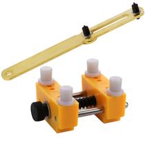 kit Chave Para Abrir Relógios Até 50mm + Morsa para Apoio kit Chave Para Abrir Relógios Até 50mm + Morsa para Apoio