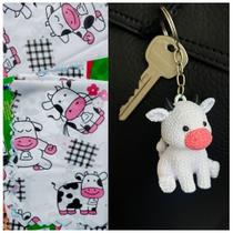 Kit Chaveiro Vaquinha Branco Rosa + 3 Toalhas Para Geladeira Kit Chaveiro Vaquinha Branco Rosa + 3 Toalhas Para Geladeira