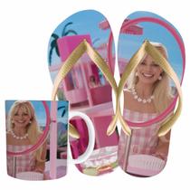 Kit Chinelo e Caneca de Plástico rígido Mundo Barbie