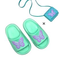 Kit Chinelo Nuvem Feminino Infantil + Bolsinha Menina Presonagem Borboleta Lig Shoes Kit Chinelo Nuvem Feminino Infantil + Bolsinha Menina Presonagem Borboleta Lig Shoes