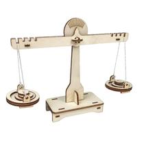 Kit científico Balance Scale feito à mão em madeira para crianças Kit científico Balance Scale feito à mão em madeira para crianças