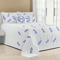 Kit Cobre Leito Casal Padrão Belissima 07 Peças Piquet Bordada Branco com Azul