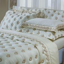 Kit Cobre Leito Colcha Super King 100% Algodão 400 Fios Acetinado Bordado 5 Peças Palha E Fendi Kit Cobre Leito Colcha Super King 100% Algodão 400 Fios Acetinado Bordado 5 Peças Palha E Fendi