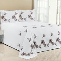 Kit Cobre Leito Super King Beija Flor 3 Peças Bordado Micropercal Branco com Marrom