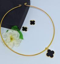 kit Colar Choker + Par de Brincos Aro Liso Rigido Brinco antialérgico com Pingente Flor trevo 4 Folhas Acessório Moda