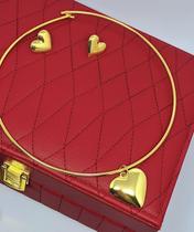 Kit Colar e Brincos Feminino Coração Liso Pequeno Choker Elo Aro Rigido Folheado Ouro Dourado Brinco Antialérgico Kit Colar e Brincos Feminino Coração Liso Pequeno Choker Elo Aro Rigido Folheado Ouro Dourado Brinco Antialérgico