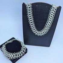 Kit Colar e Pulseira Corrente Grossa Elo Oitinho infinito Entrelaçados Folheado Prata Prateado Tendência Moda Feminina Kit Colar e Pulseira Corrente Grossa Elo Oitinho infinito Entrelaçados Folheado Prata Prateado Tendência Moda Feminina