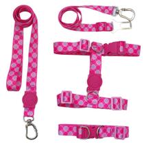 Kit Coleira Peitoral H Anti-puxão Para Cachorro com Guia e Cinto de Segurança com Trava Rosa Bolinhas Kit Coleira Peitoral H Anti-puxão Para Cachorro com Guia e Cinto de Segurança com Trava Rosa Bolinhas