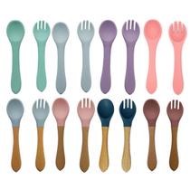 Kit Colher e Garfo Toda Silicone e Silicone + Bambu Refeição Introdução Alimentar do Bebê Colorida