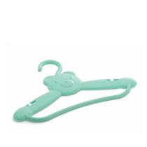 Kit Com 02 Cabides Infantis Adoleta Bebê - Verde Bebê Kit Com 02 Cabides Infantis Adoleta Bebê - Verde Bebê