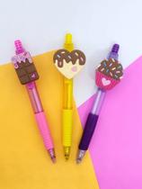 Kit com 03 Canetas Esferográficas com aplique Doces cup cake brigadeiro papelaria material escolar caneta azul lembranci