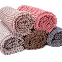 kit com 03 Tapetes Pipoca Antiderrapante 40x60cm, Super Absorvente, Macio e Confortável, Ideal para Banheiro, Cozinha e Quarto