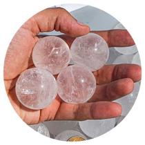 Kit com 05 Mini Esferas de Pedra Cristal Natural de 35 a 40 mm - Tipo B - ATACADO
