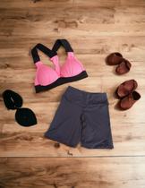 Kit com 1 Top em Dry Fit e 1 Bermuda Meia Coxa em Suplex para Academia