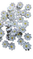 Kit com 10 flores em madeira maciça, medindo 6,5 cm