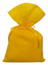 Kit com 10 saco sacolinha tnt surpresa lembrancinha amarelo