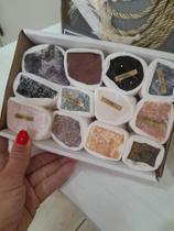 Kit com 12 pedras variadas