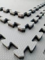Kit com 12 Tatames Dupla Face Cinza com Preto 50x50x2cm