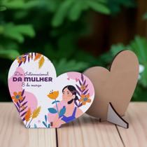 Kit com 15 Lembranças em Forma de Coração para o Dia Internacional da Mulher Kit com 15 Lembranças em Forma de Coração para o Dia Internacional da Mulher