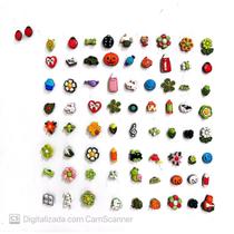 Kit com 16 MINIS Ímã Fofinhos Sortidos Kit com 16 MINIS Ímã Fofinhos Sortidos