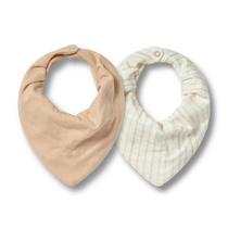 Kit Com 2 Babadores Hug Bandana Sonhos No Campo Bege Kit Com 2 Babadores Hug Bandana Sonhos No Campo Bege