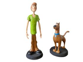 Kit com 2 Bonecos Estatueta Scooby doo e Salsicha da Turma do Scooby doo em Resina - Mahalo